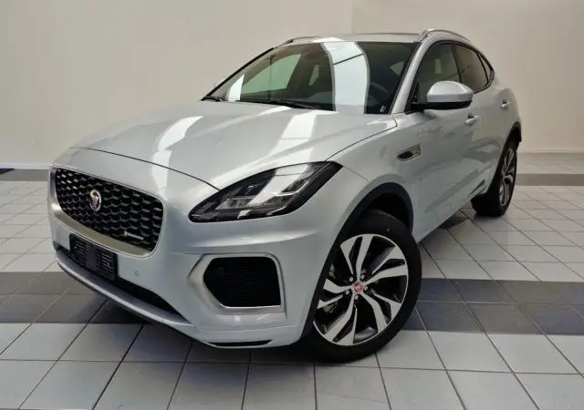 Photo 1 : Jaguar E-pace 2024 Hybrid