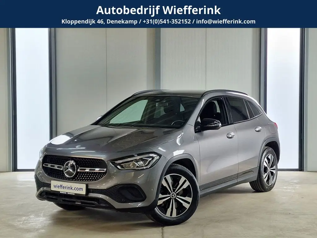 Photo 1 : Mercedes-benz Classe Gla 2022 Hybride