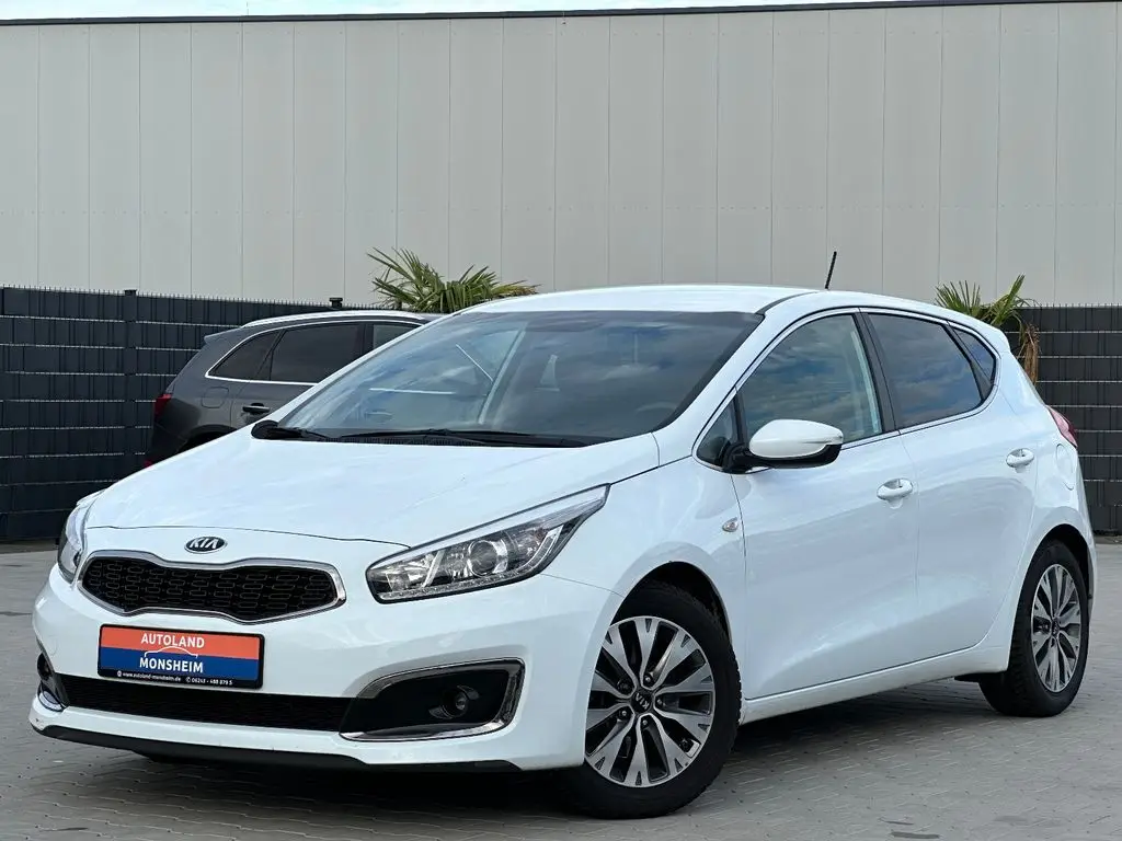 Photo 1 : Kia Ceed 2016 Petrol