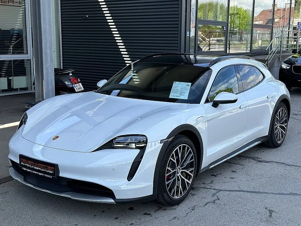 Photo 1 : Porsche Taycan 2022 Not specified