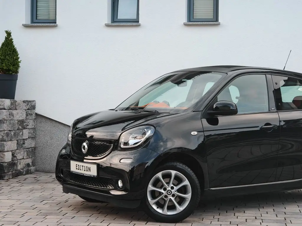 Photo 1 : Smart Forfour 2015 Petrol