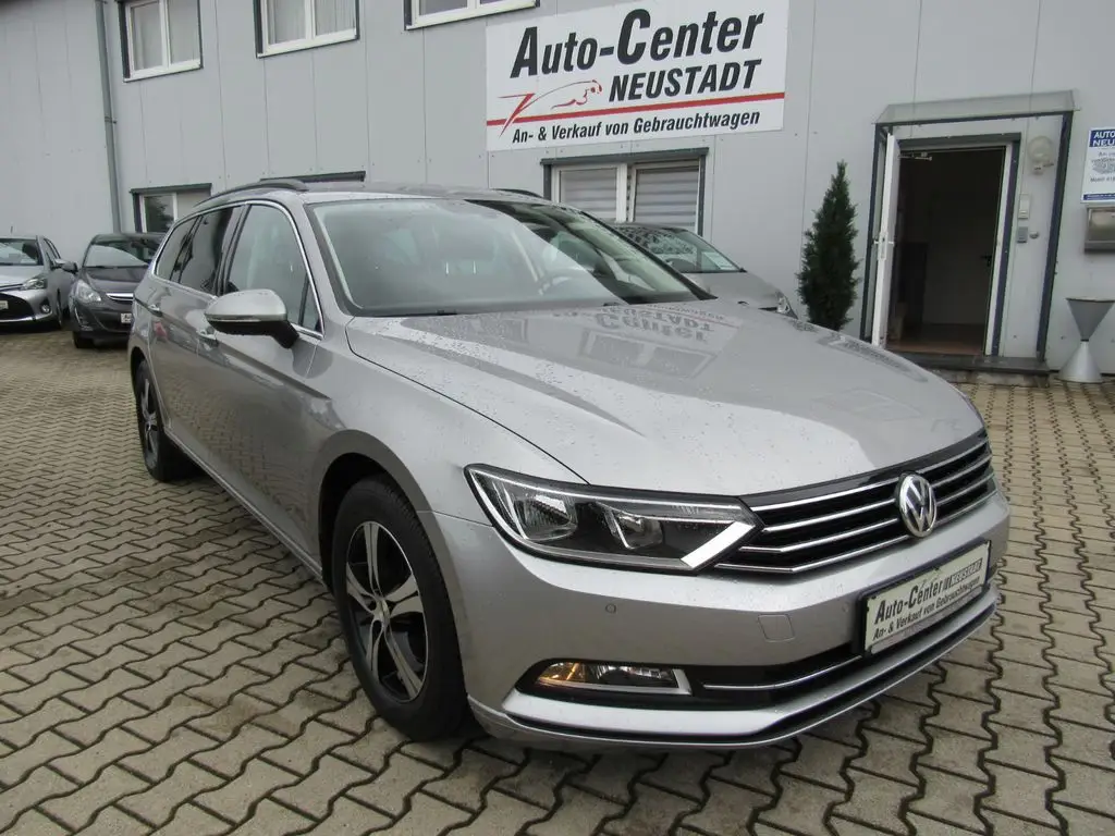 Photo 1 : Volkswagen Passat 2016 Essence