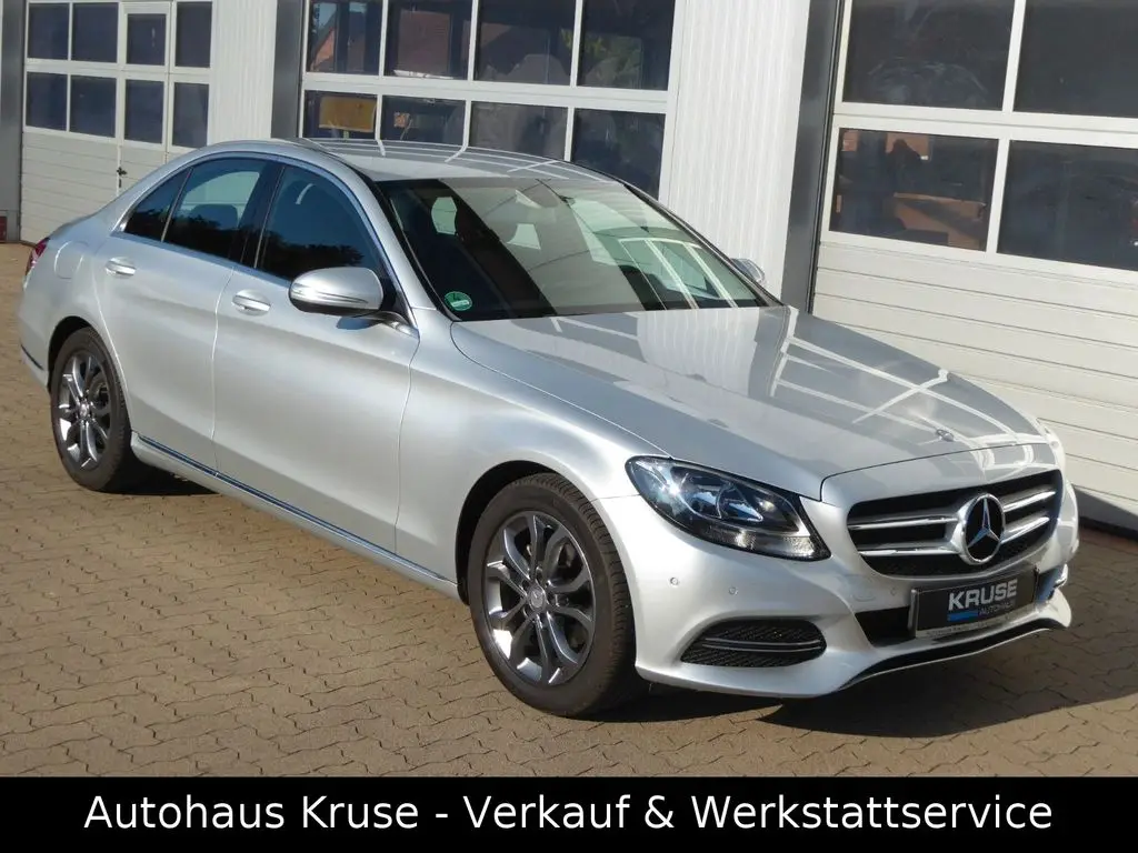 Photo 1 : Mercedes-benz Classe C 2015 Petrol