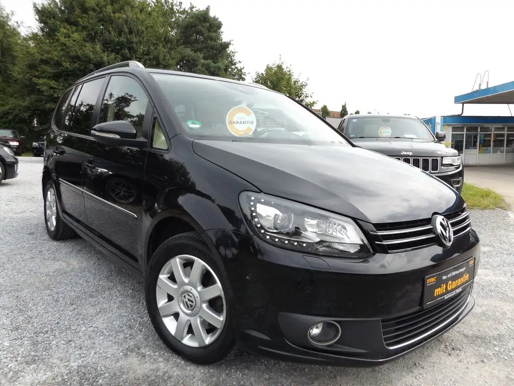 Photo 1 : Volkswagen Touran 2015 Petrol