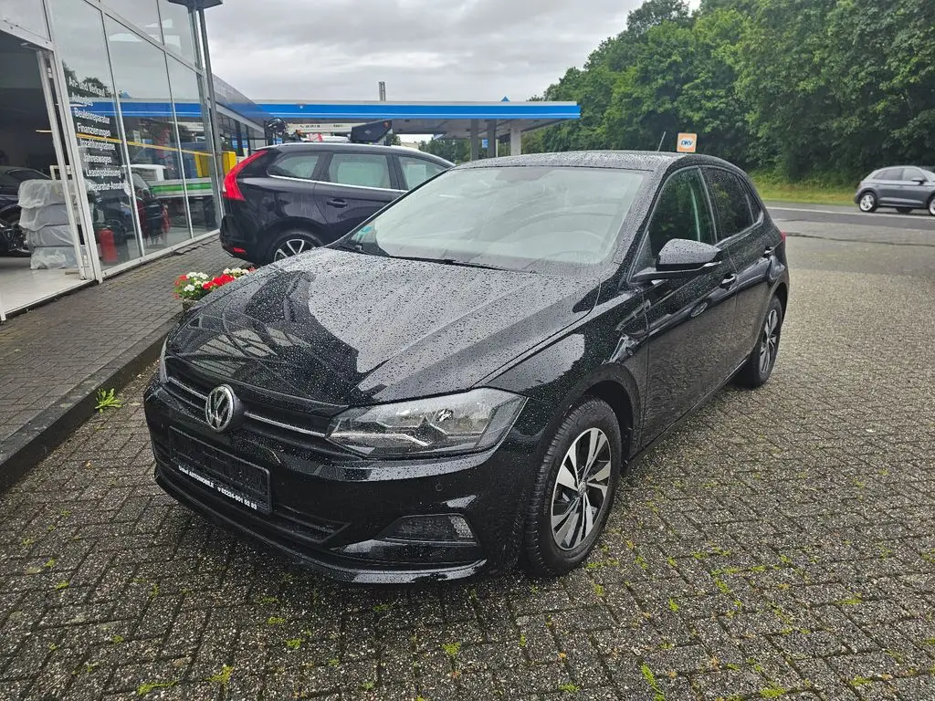 Photo 1 : Volkswagen Polo 2019 Essence