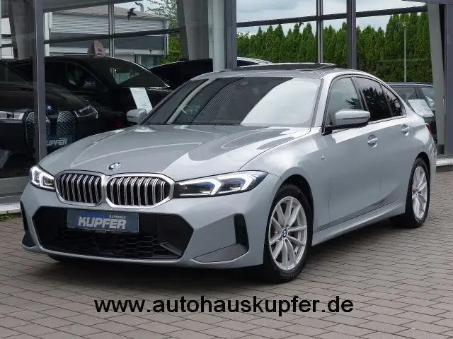 Photo 1 : Bmw Serie 3 2023 Petrol