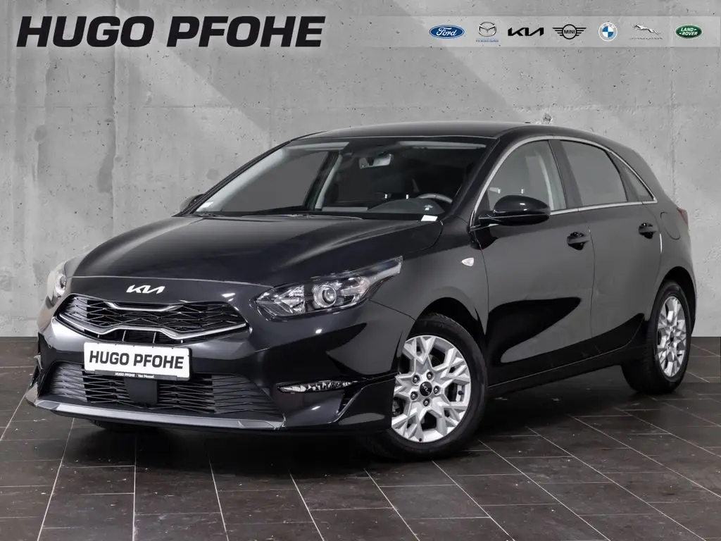 Photo 1 : Kia Ceed 2023 Petrol