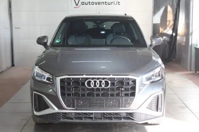 Photo 1 : Audi Q2 2023 Diesel