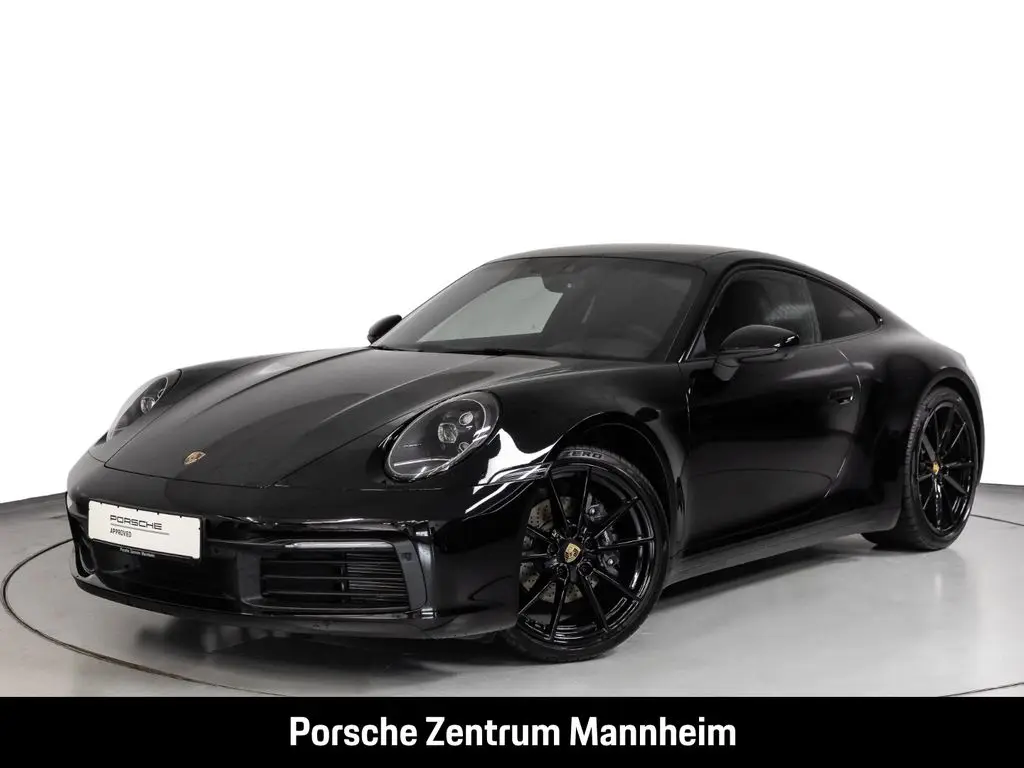 Photo 1 : Porsche 992 2020 Essence