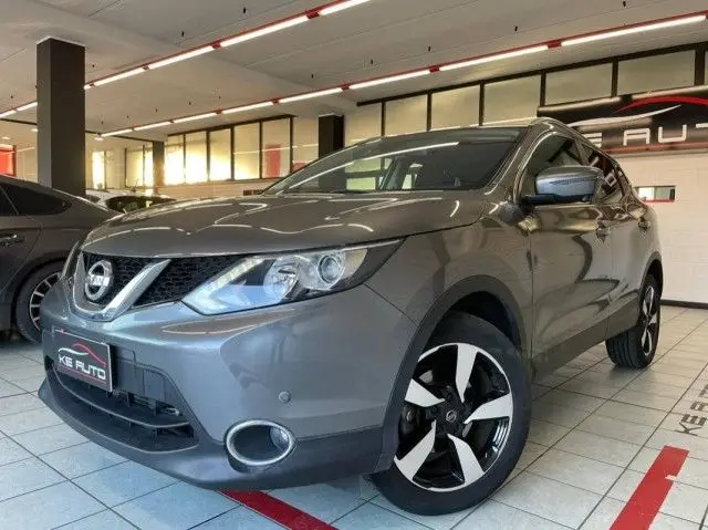 Photo 1 : Nissan Qashqai 2015 Petrol