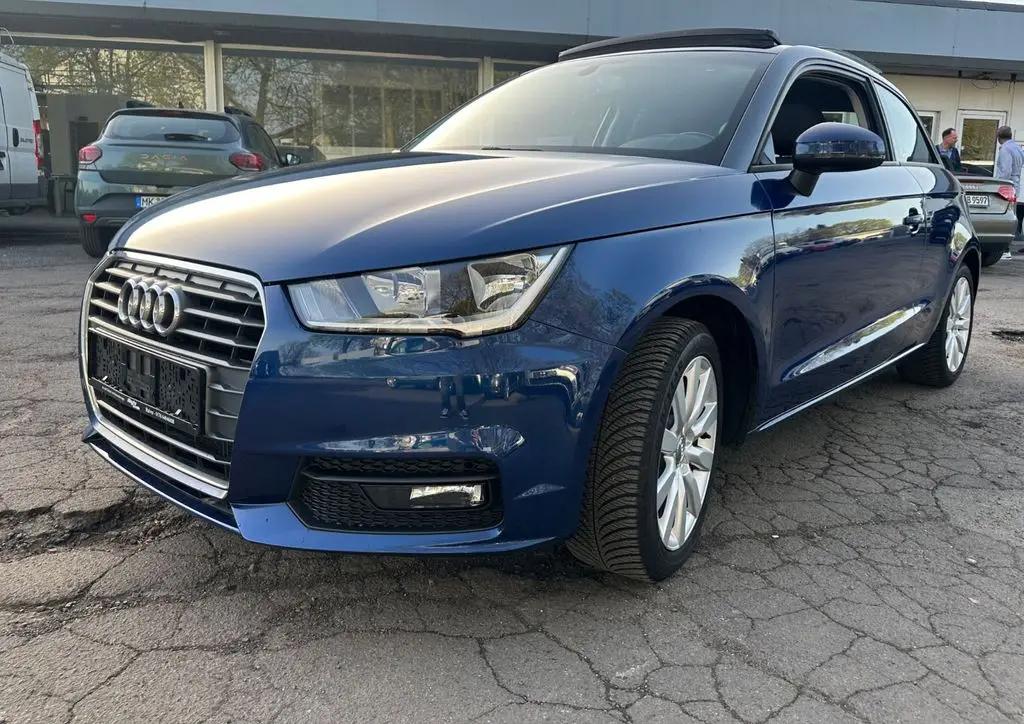 Photo 1 : Audi A1 2016 Petrol