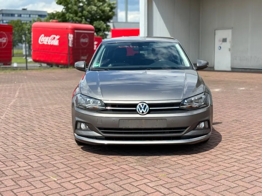 Photo 1 : Volkswagen Polo 2019 Petrol