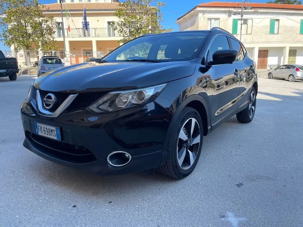 Photo 1 : Nissan Qashqai 2017 Diesel