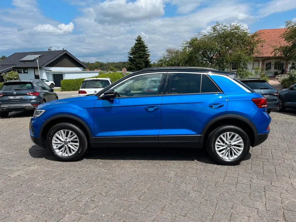 Photo 1 : Volkswagen T-roc 2023 Petrol