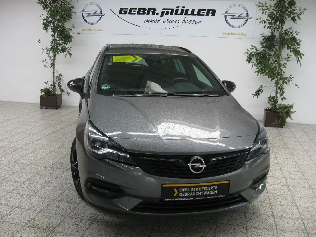 Photo 1 : Opel Astra 2021 Petrol