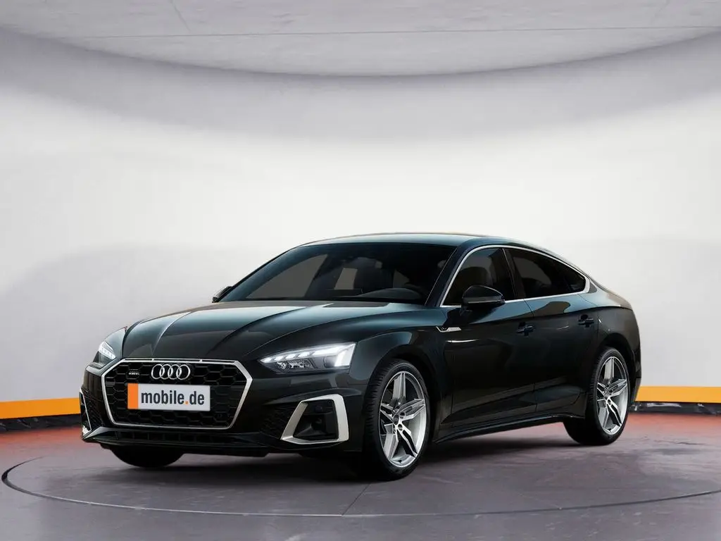 Photo 1 : Audi A5 2023 Essence