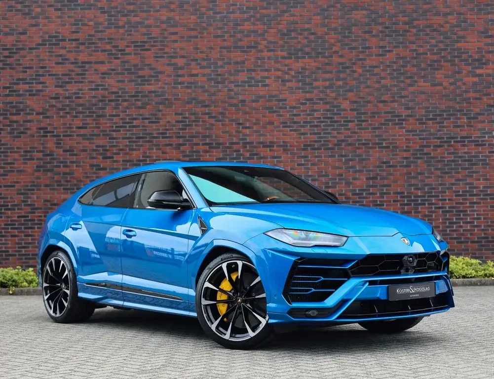 Photo 1 : Lamborghini Urus 2019 Essence