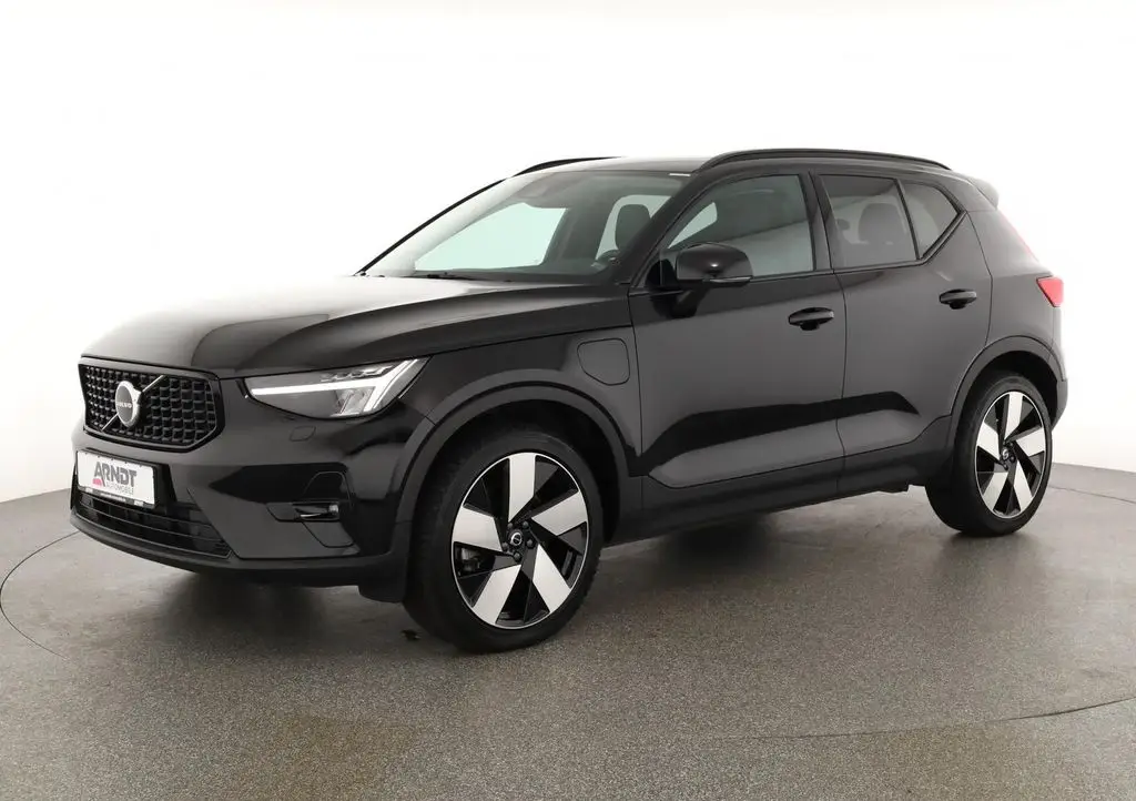 Photo 1 : Volvo Xc40 2023 Hybride