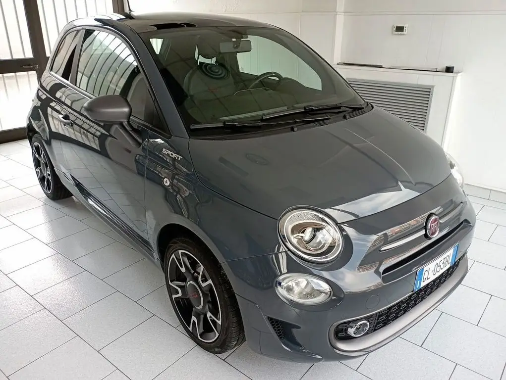 Photo 1 : Fiat 500 2022 Hybrid