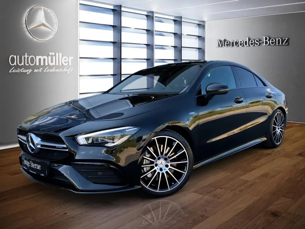 Photo 1 : Mercedes-benz Classe Cla 2023 Petrol