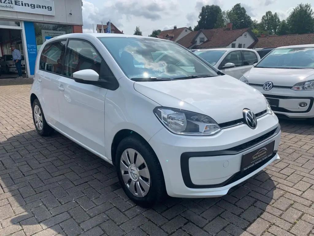 Photo 1 : Volkswagen Up! 2020 Petrol