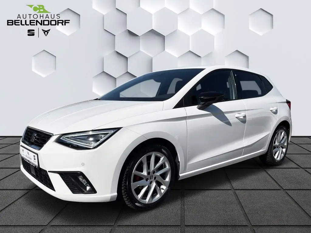 Photo 1 : Seat Ibiza 2022 Petrol