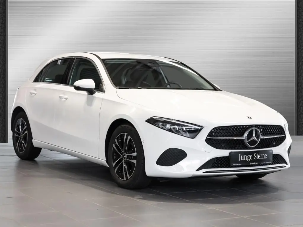 Photo 1 : Mercedes-benz Classe A 2023 Essence