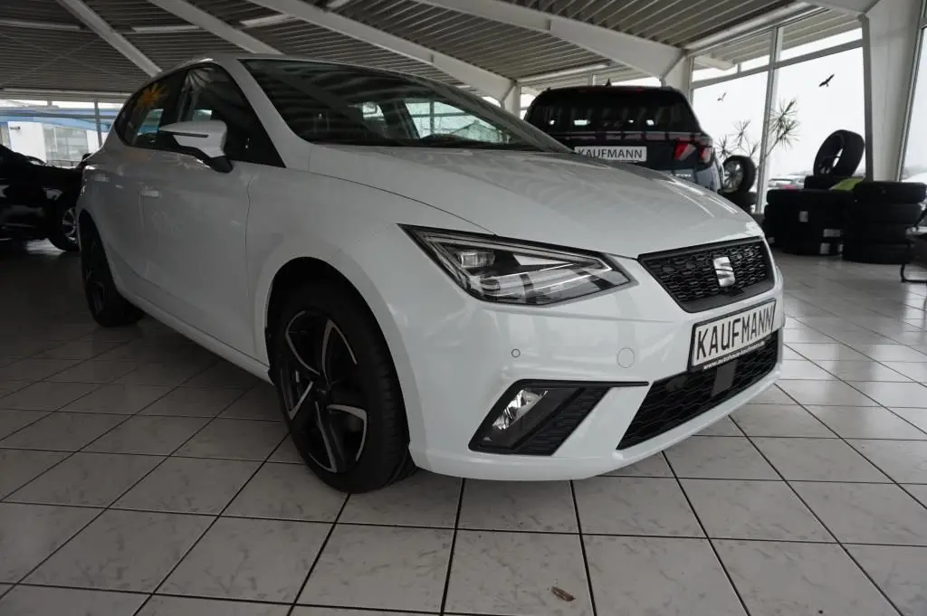 Photo 1 : Seat Ibiza 2022 Essence