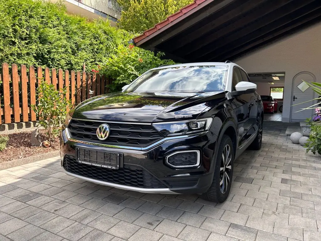 Photo 1 : Volkswagen T-roc 2018 Essence