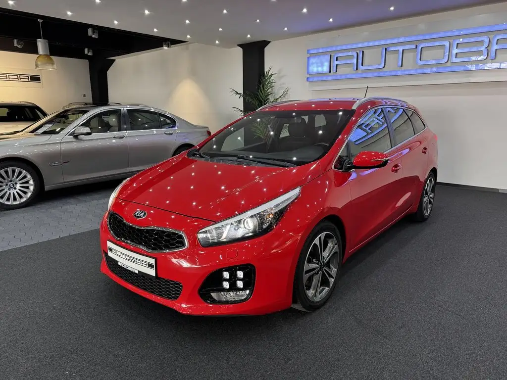 Photo 1 : Kia Ceed 2016 Petrol