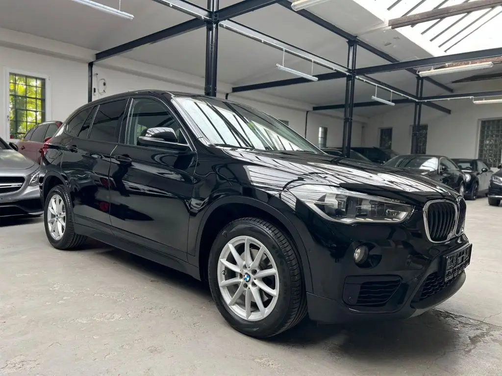 Photo 1 : Bmw X1 2018 Petrol