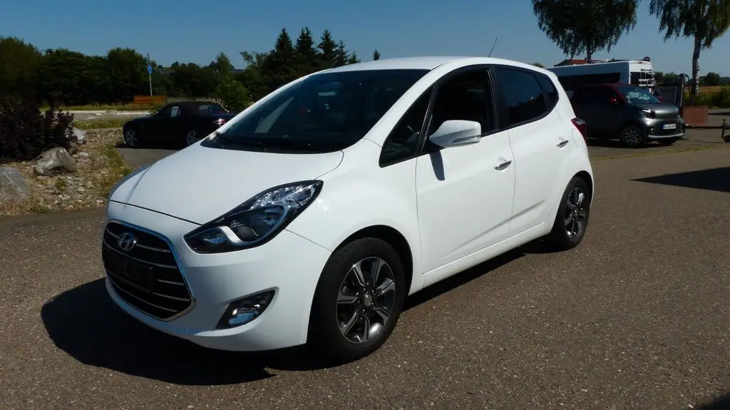 Photo 1 : Hyundai Ix20 2017 Petrol