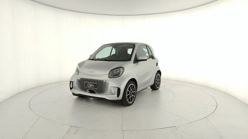 Photo 1 : Smart Fortwo 2021 Non renseigné