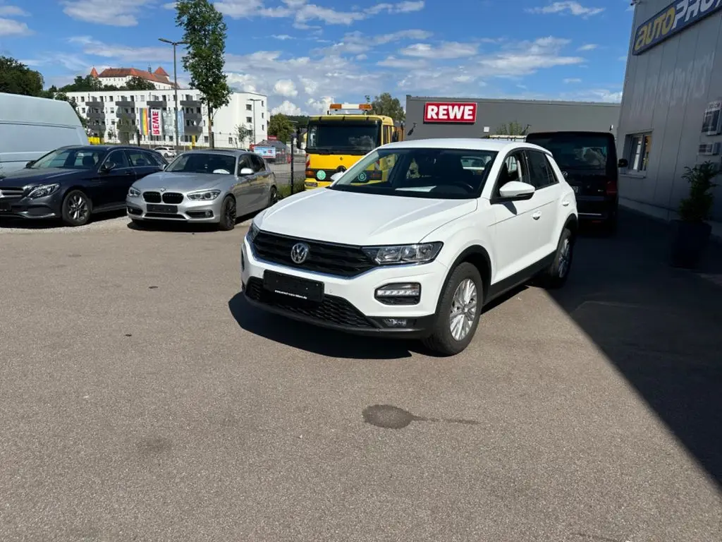 Photo 1 : Volkswagen T-roc 2018 Essence