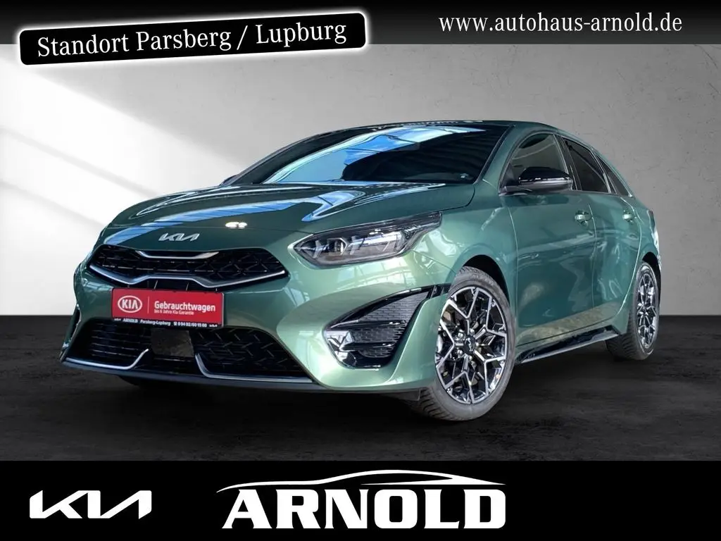 Photo 1 : Kia Proceed 2023 Petrol