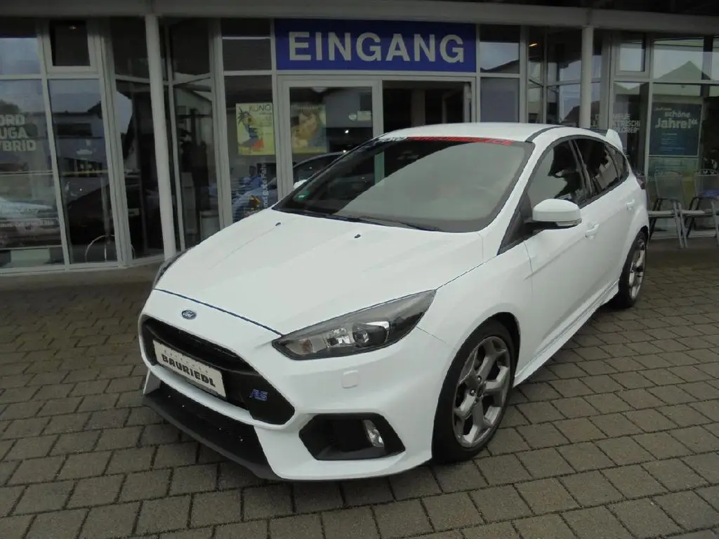 Photo 1 : Ford Focus 2017 Petrol