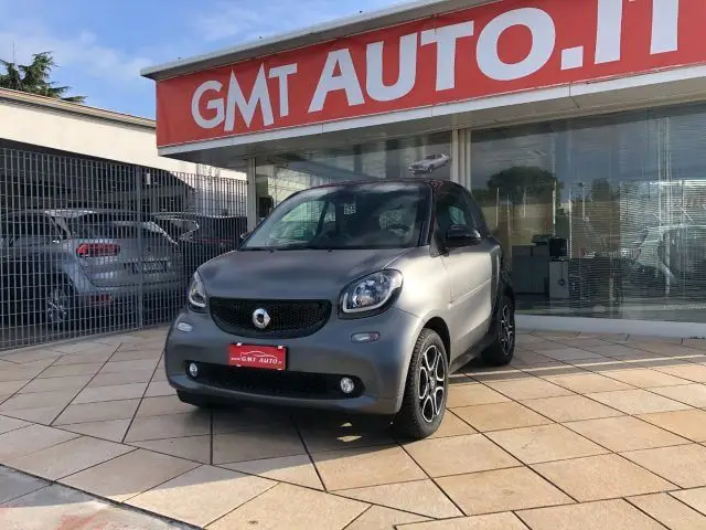 Photo 1 : Smart Fortwo 2017 Petrol