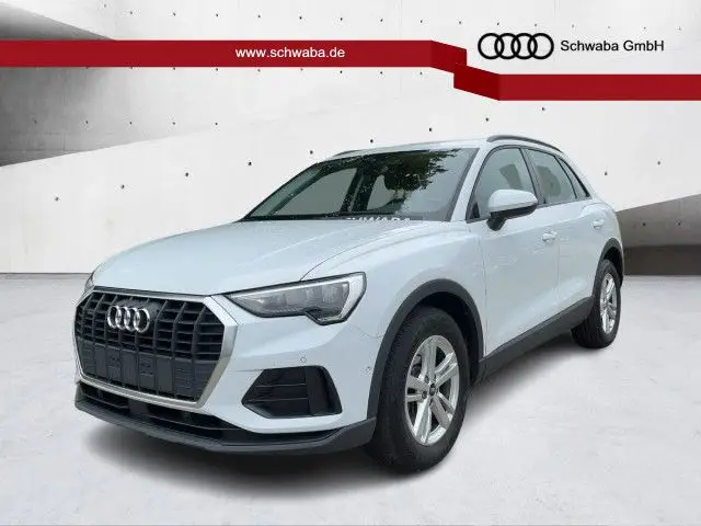 Photo 1 : Audi Q3 2021 Petrol