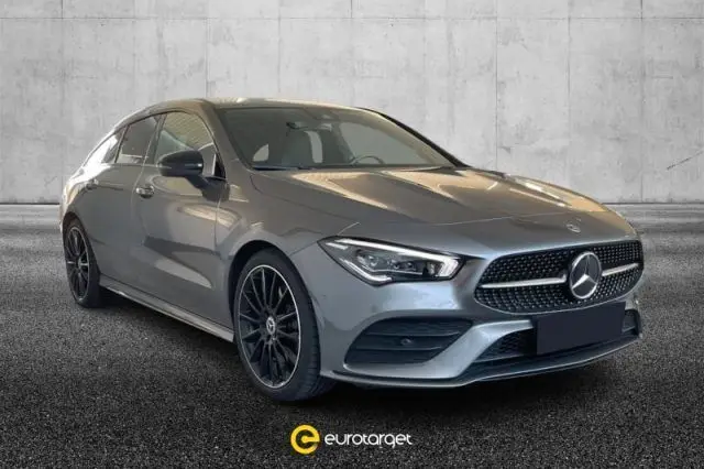 Photo 1 : Mercedes-benz Classe Cla 2022 Petrol