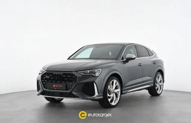 Photo 1 : Audi Q3 2021 Petrol