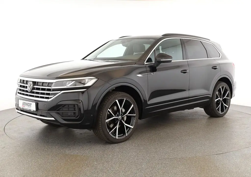 Photo 1 : Volkswagen Touareg 2024 Diesel