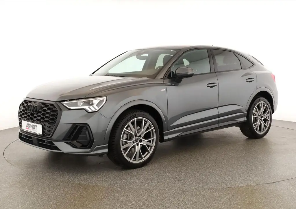 Photo 1 : Audi Q3 2023 Diesel