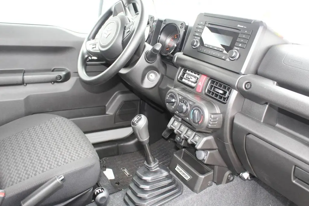 Photo 1 : Suzuki Jimny 2024 Petrol