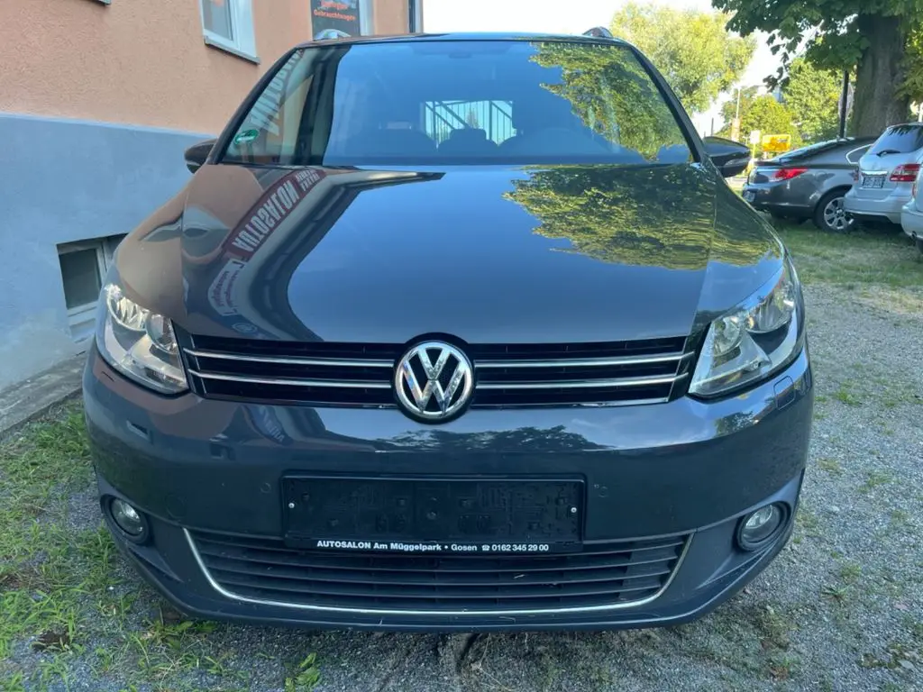 Photo 1 : Volkswagen Touran 2015 Essence