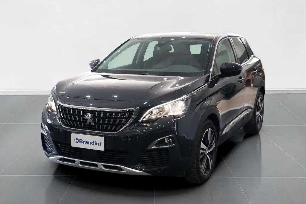 Photo 1 : Peugeot 3008 2017 Petrol