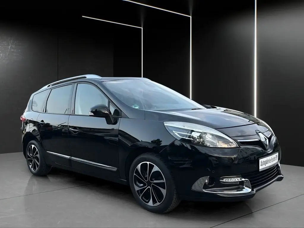 Photo 1 : Renault Scenic 2015 Essence