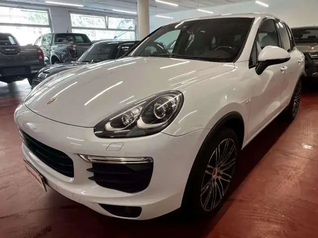 Photo 1 : Porsche Cayenne 2014 Diesel