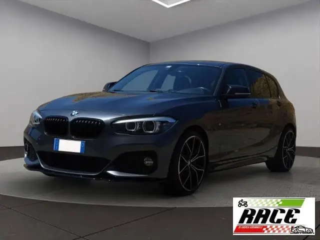 Photo 1 : Bmw Serie 1 2019 Diesel