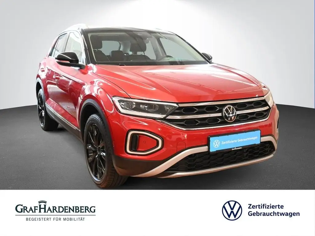 Photo 1 : Volkswagen T-roc 2023 Essence