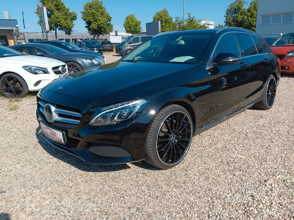 Photo 1 : Mercedes-benz Classe C 2015 Petrol